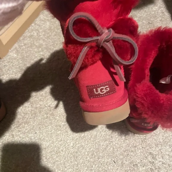 UGG Red Suede Winter Boots - Picture 4 of 6